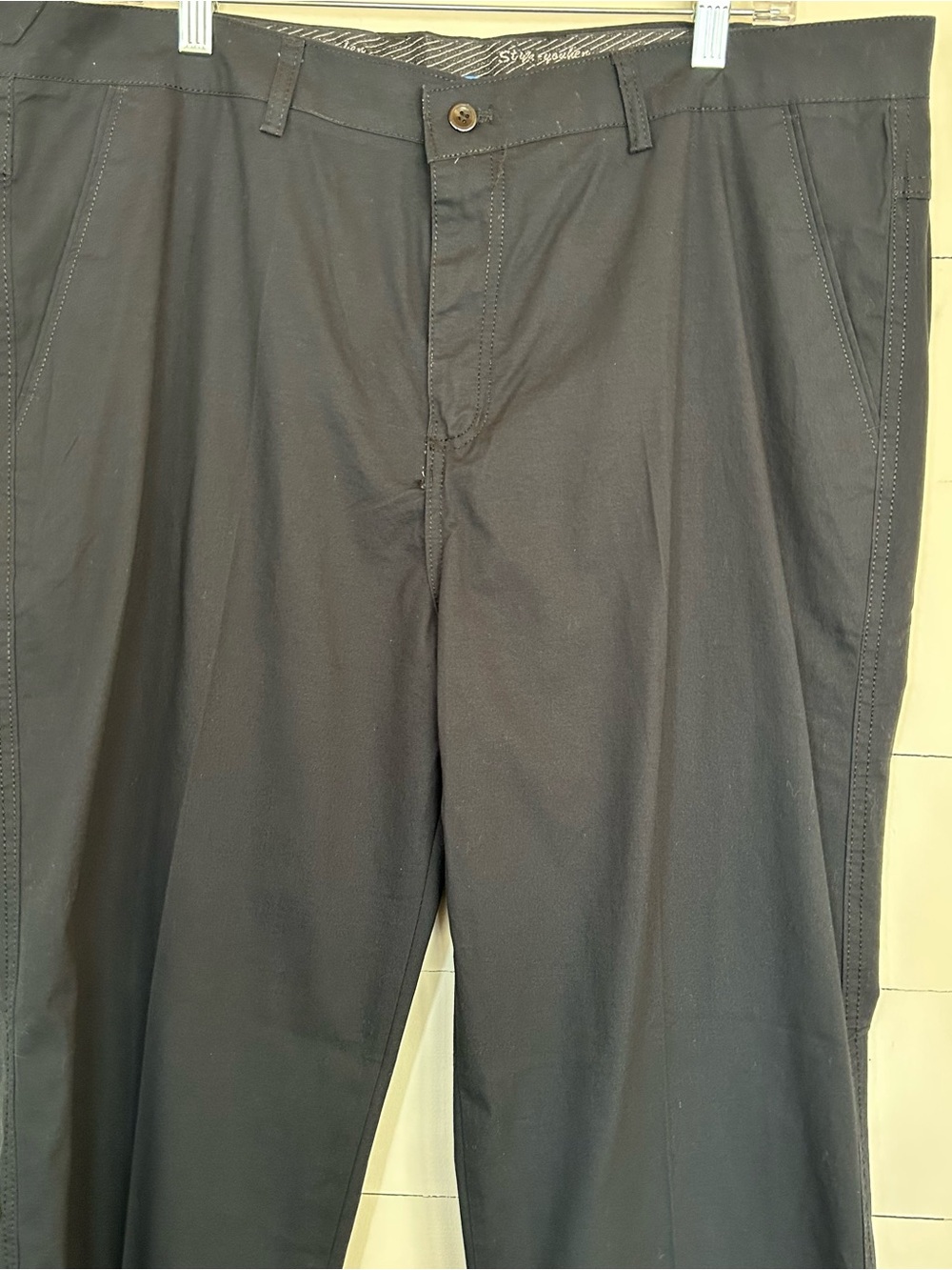 Men's NWT Black Dress Pants - Classic Formal Trousers Size 38 - Picture 3 of 5